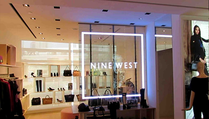 商場(chǎng)P6.25LED透明顯示屏